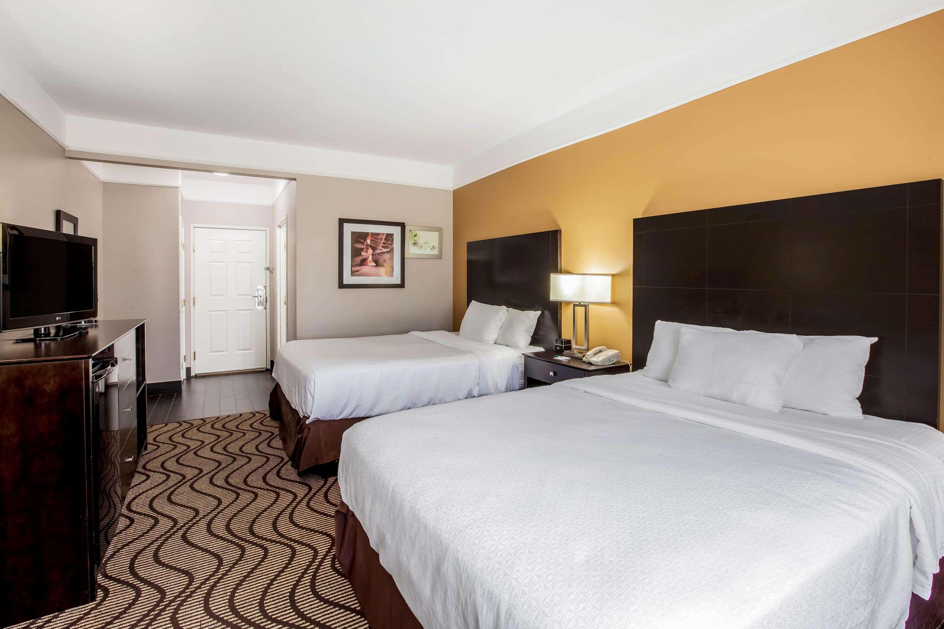 La Quinta By Wyndham Pasadena Hotel Eksteriør billede