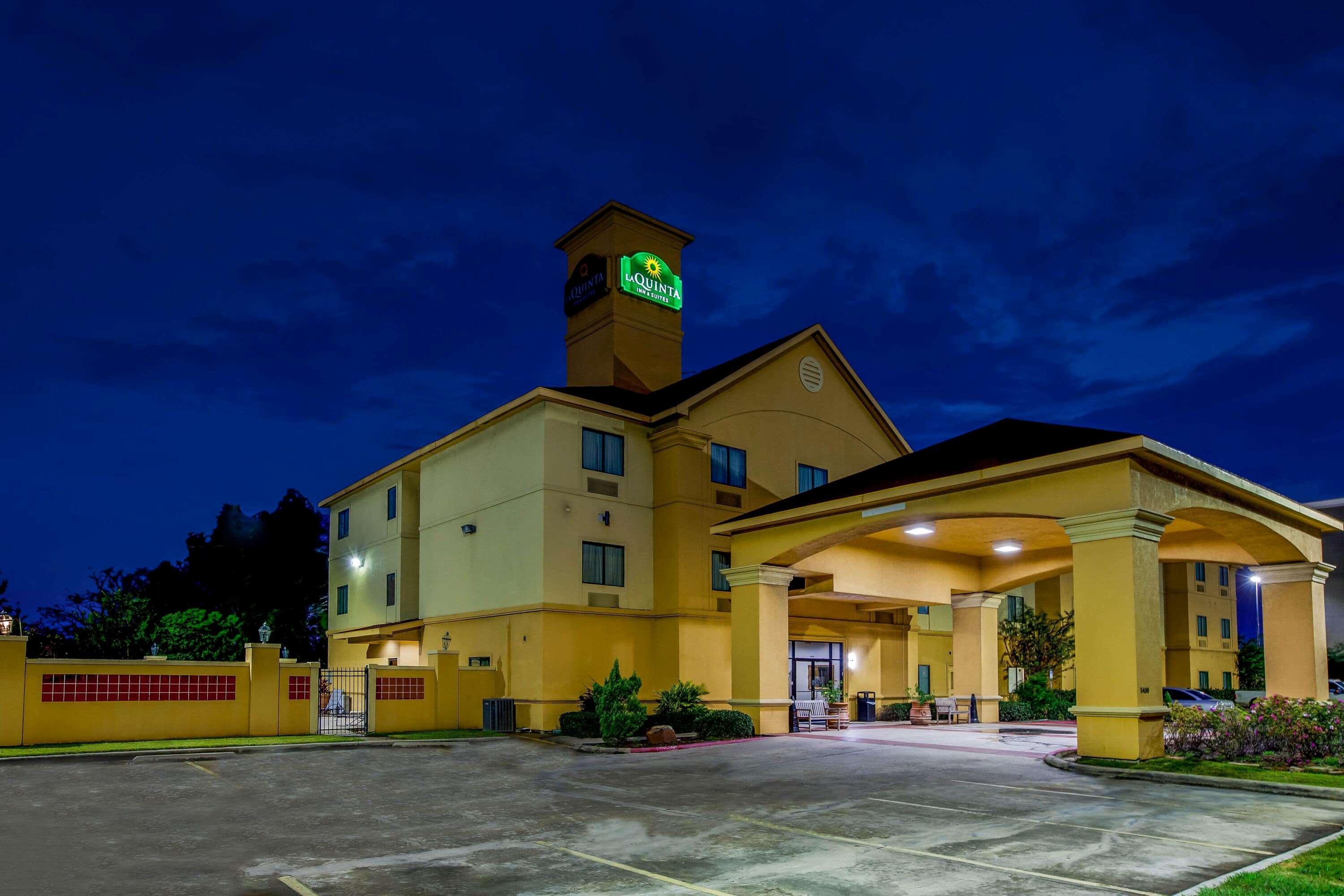 La Quinta By Wyndham Pasadena Hotel Eksteriør billede